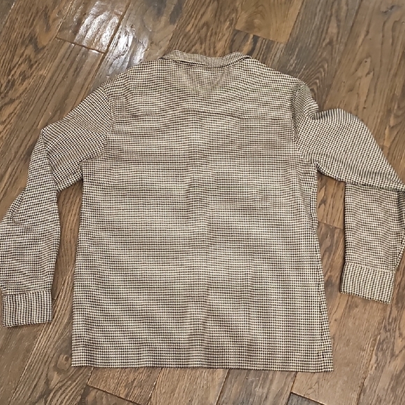 GAP Black and White Houndstooth Button Up - Picture 6 of 6